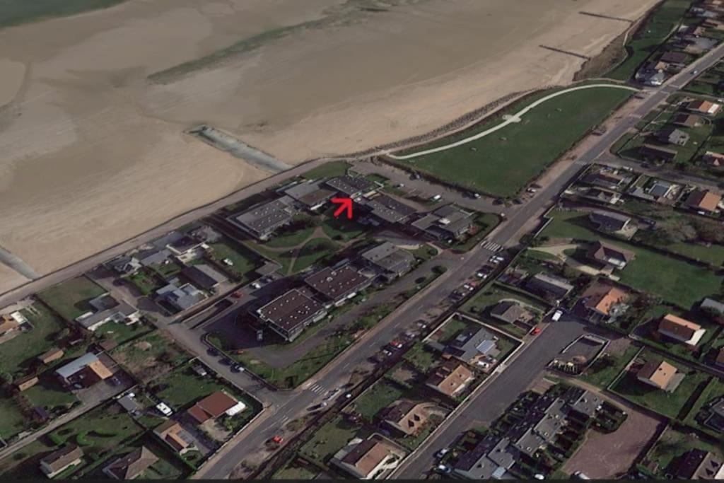 Appartement Acces Direct A La Plage Bernières-sur-Mer Extérieur photo