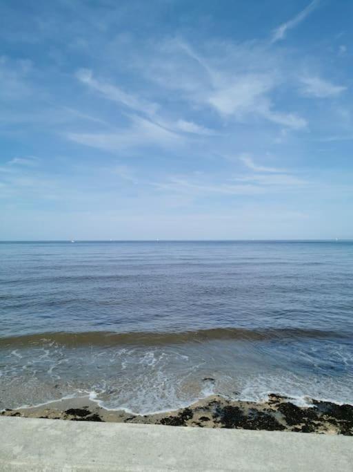 Appartement Acces Direct A La Plage Bernières-sur-Mer Extérieur photo