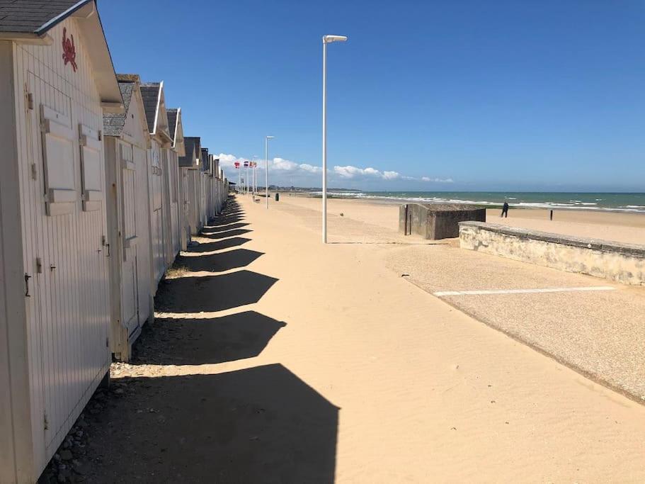 Appartement Acces Direct A La Plage Bernières-sur-Mer Extérieur photo
